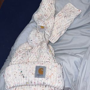 Women’s carhartt hat and glove set